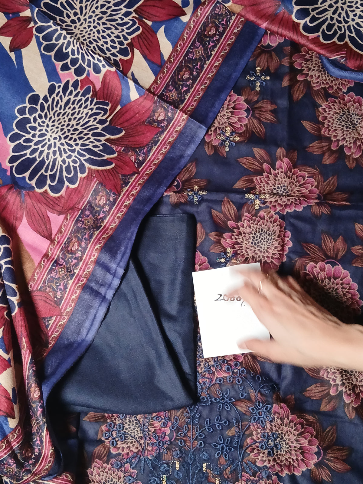 Dhanak embroidery 3pc with pashmina shawl