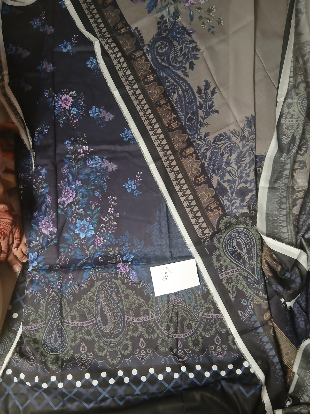 Branded lawn 2pc shirt dupatta