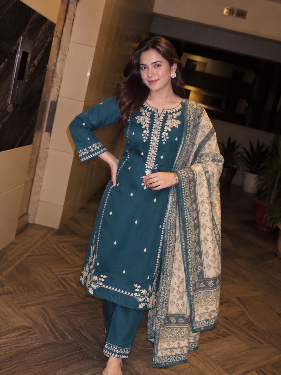 Khadi Luxury Stiched 3pc