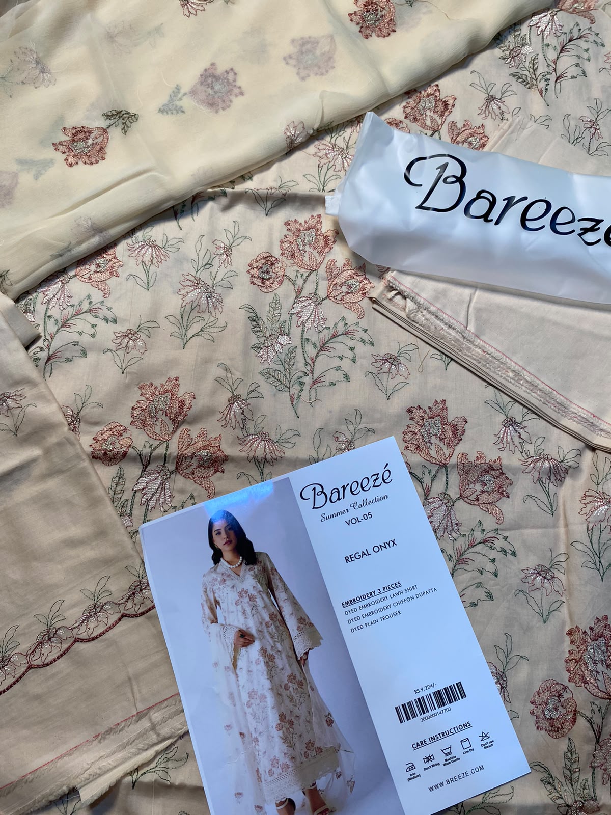 Bareeze embroidery 3pc
